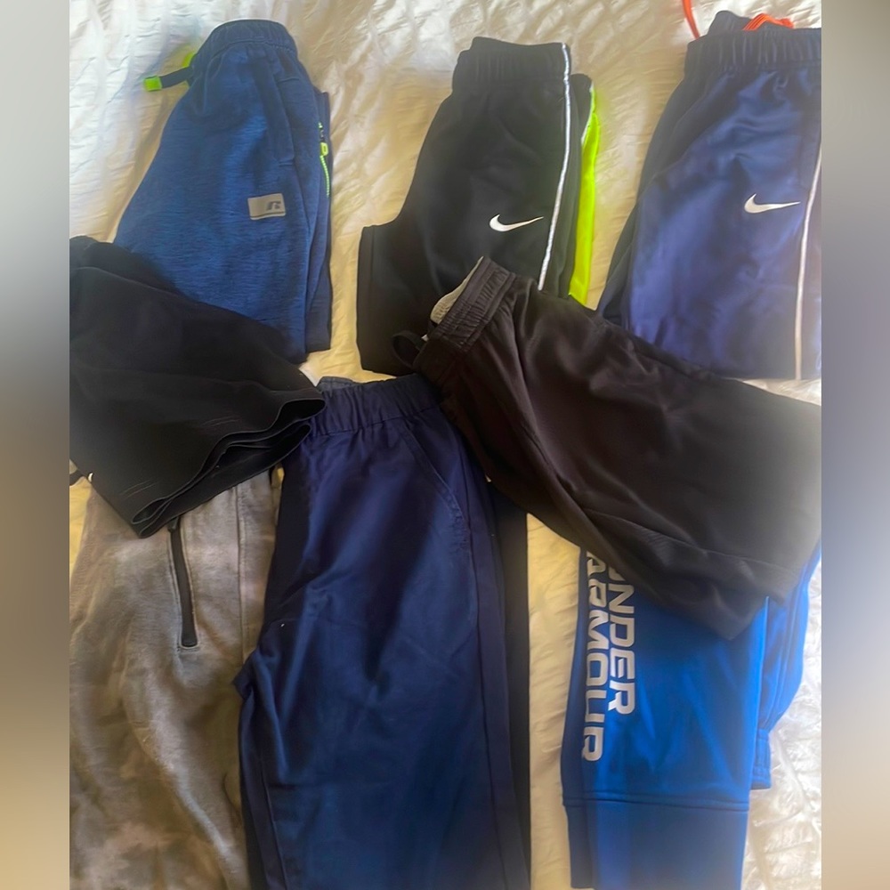 Lot of boys sz 6/7 pants